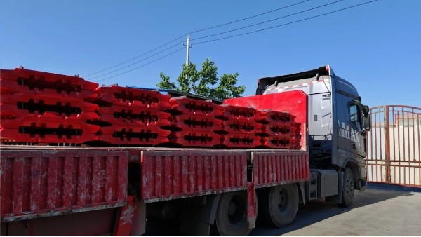 庫(kù)存充足隨訂隨發(fā)，河南雙志刮板橫梁穩(wěn)供山西礦區(qū)